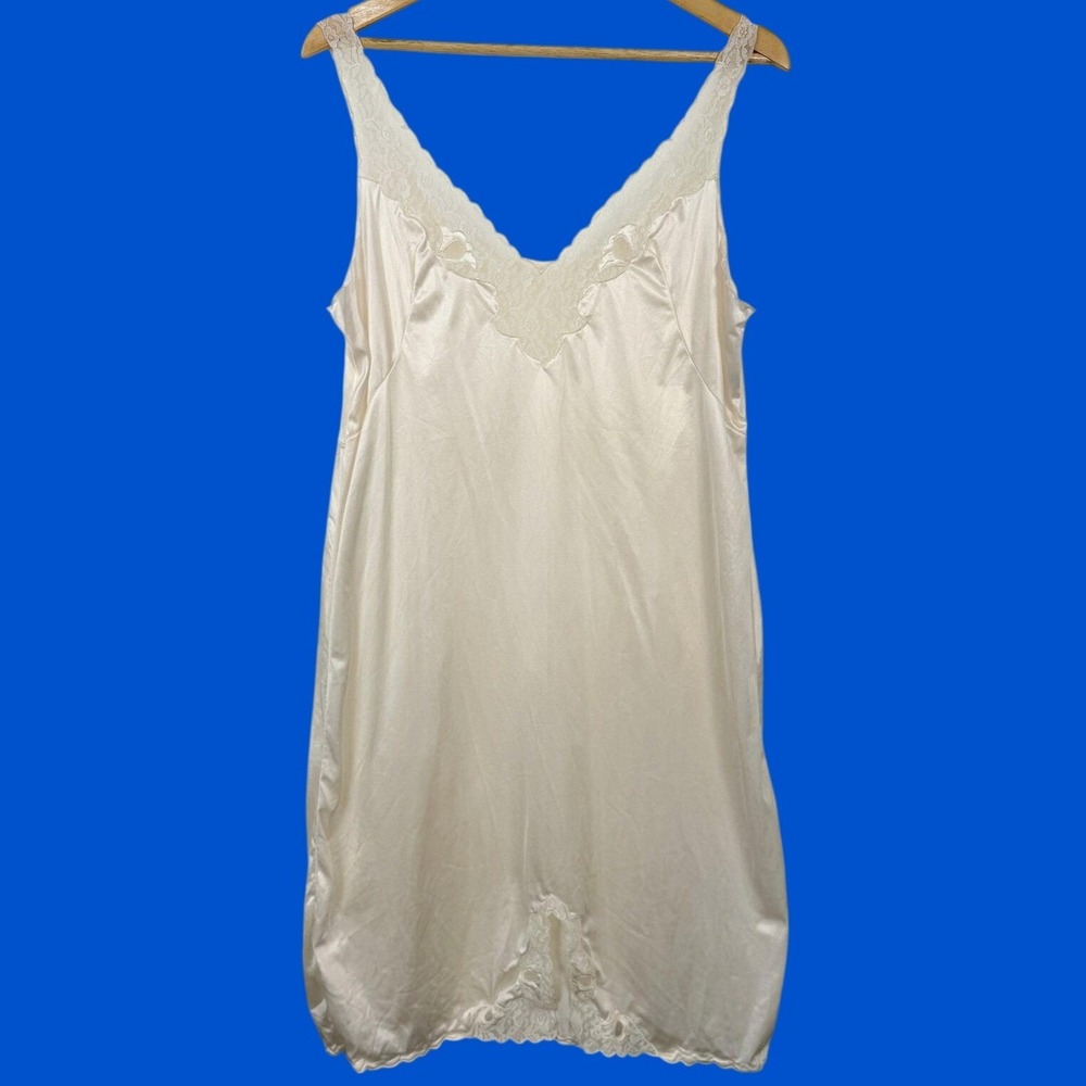 Vintage Contessa Full Slip Dress Womens 40 Cream Antron Nylon Lace Trim Coquette